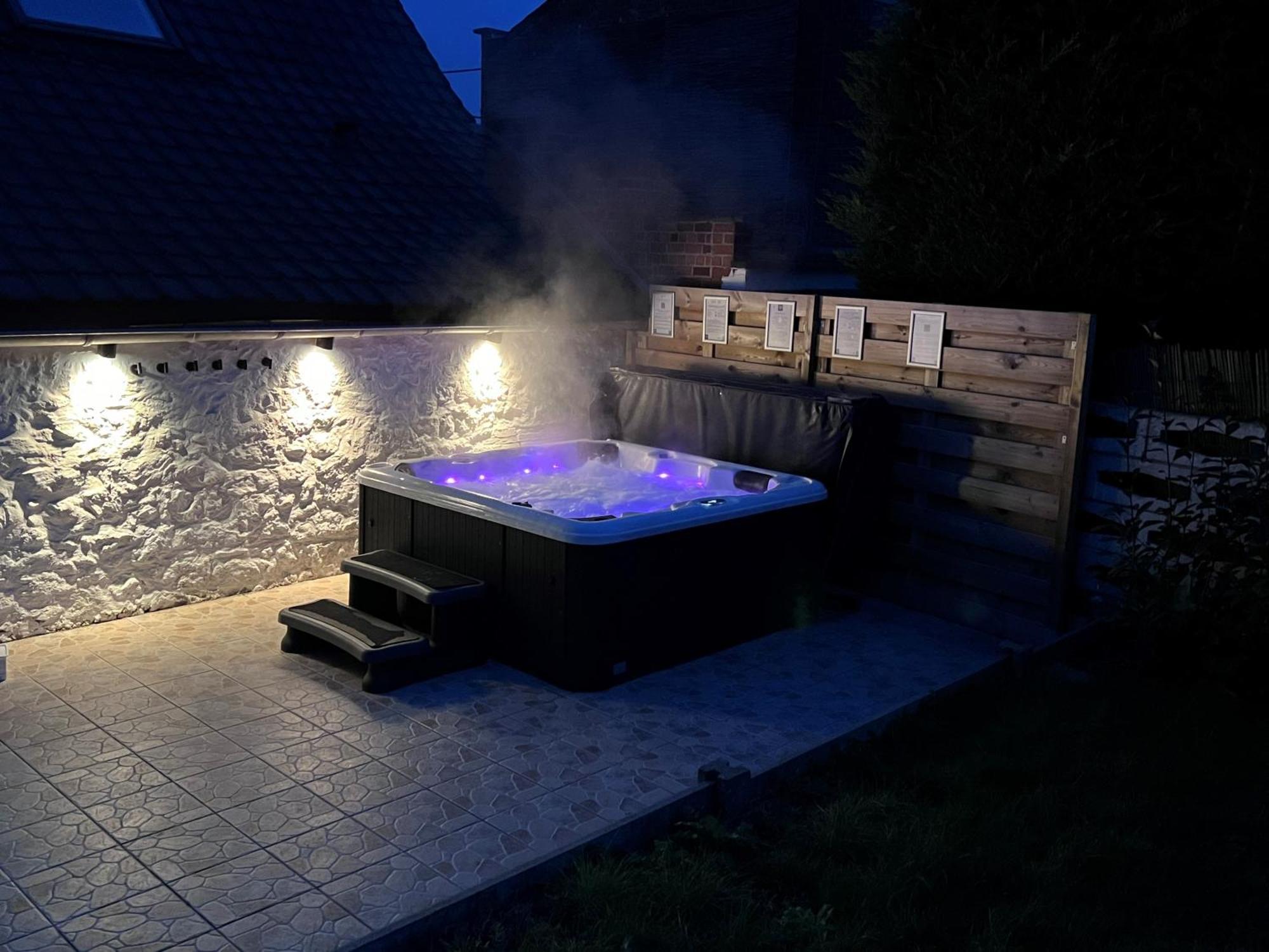 Gite Rubis - Jacuzzi - Pairi Daiza - 6 Pers Brugelette Exterior foto